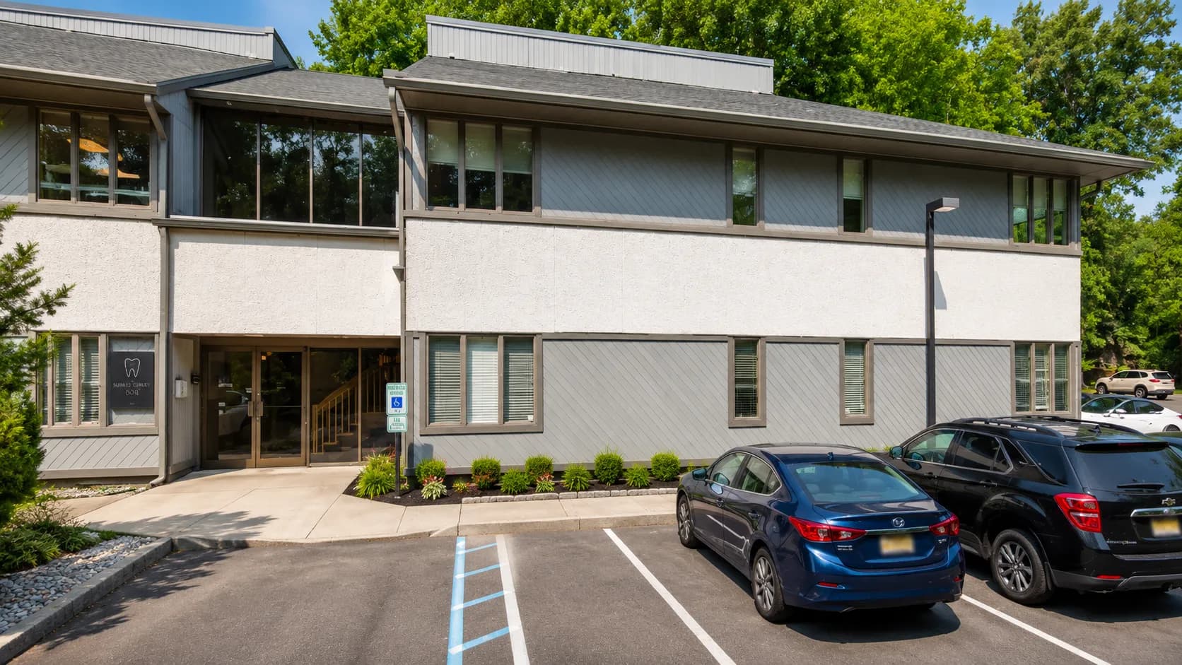 Elia Family Dental, dentist serving West Belmar, NJ
